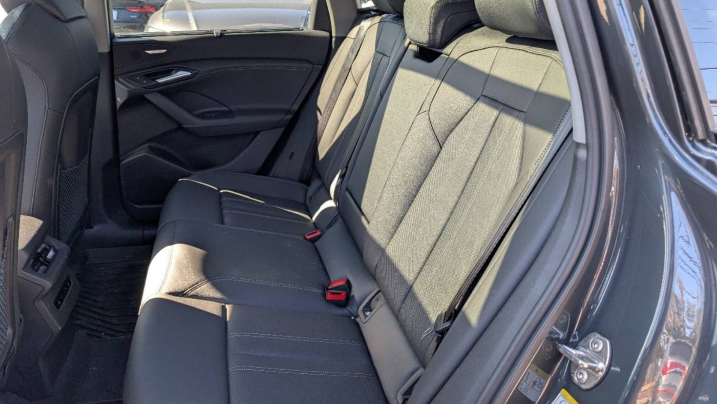 2025 Audi Q6 e-tron WA124BGF8SA013413