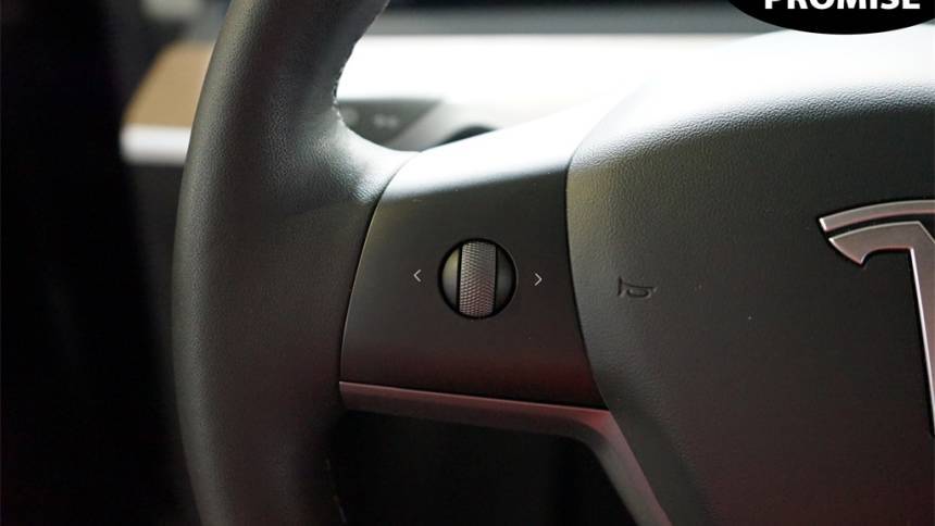 2024 Tesla Model Y 7SAYGDEE9RA250782