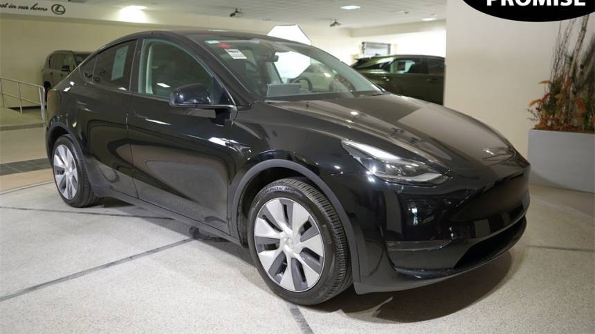 2024 Tesla Model Y 7SAYGDEE9RA250782