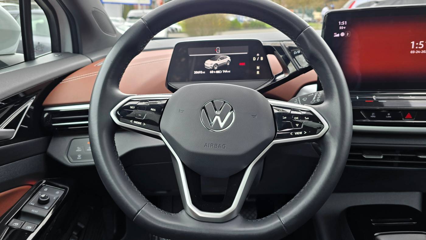 2021 Volkswagen ID.4 WVGTMPE23MP035550