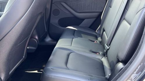 2024 Tesla Model Y 7SAYGDEEXRA225289