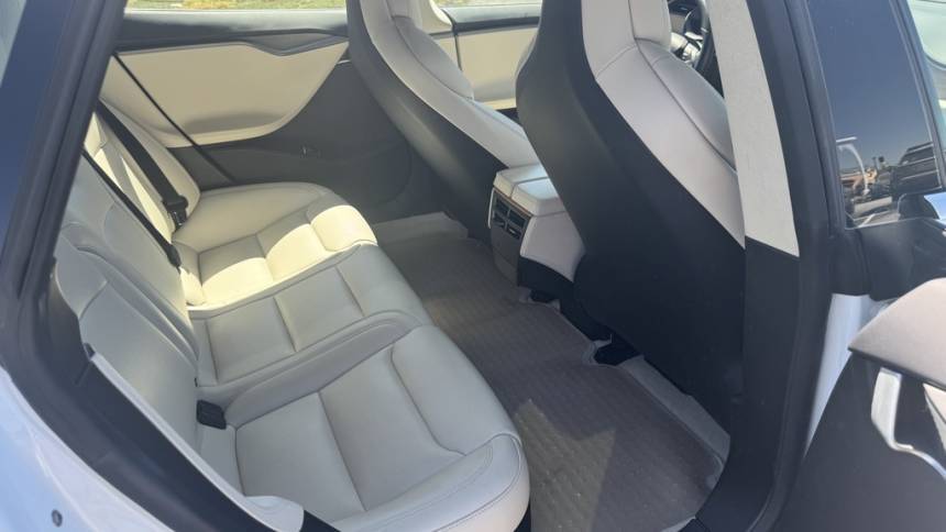 2018 Tesla Model S 5YJSA1E23JF276150