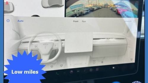 2022 Tesla Model Y 7SAYGDEEXNF385279