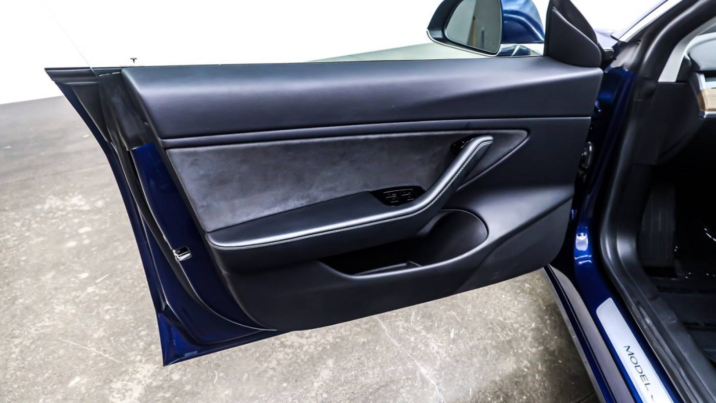 2019 Tesla Model 3 5YJ3E1EA2KF396765