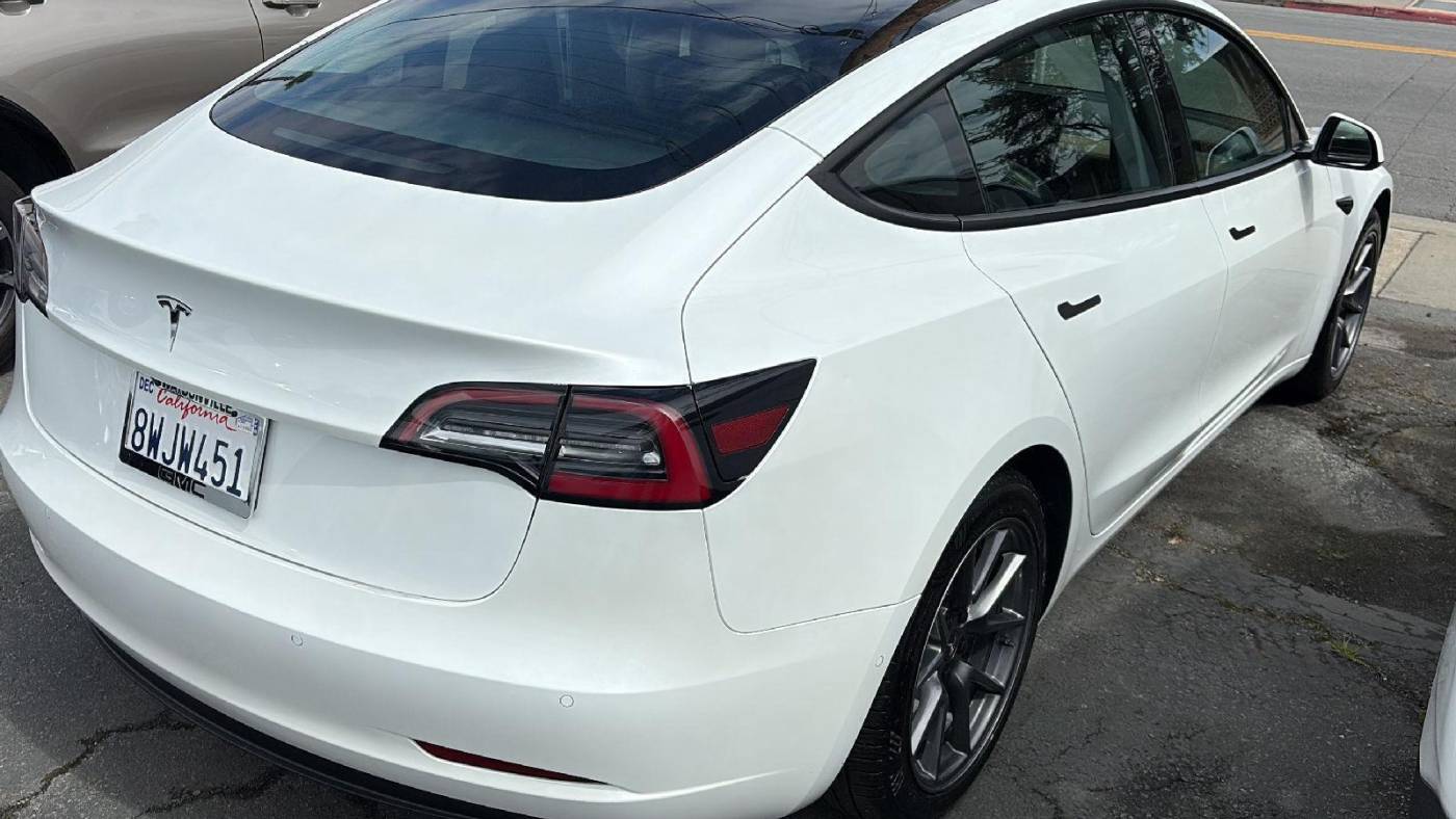 2021 Tesla Model 3 5YJ3E1EA0MF092661