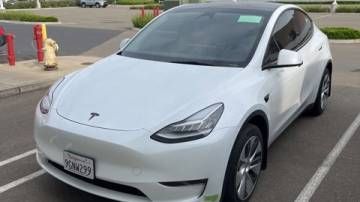 2023 Tesla Model Y 7SAYGDEE4PA120079