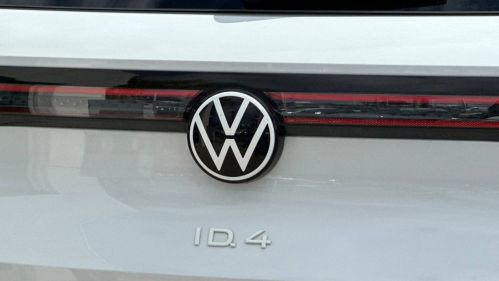 2021 Volkswagen ID.4 WVGTMPE23MP032650