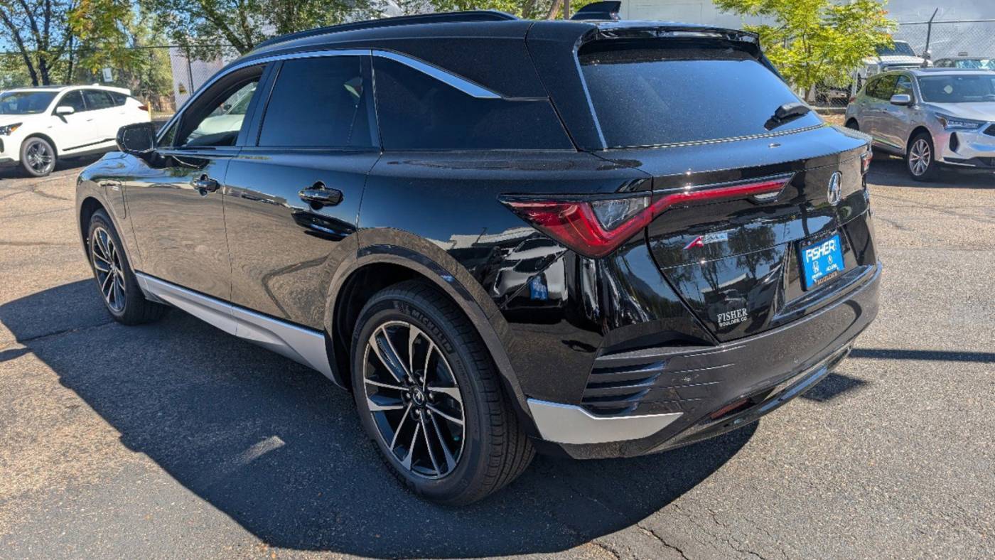2024 Acura ZDX 4W5KHNRL1RZ506573