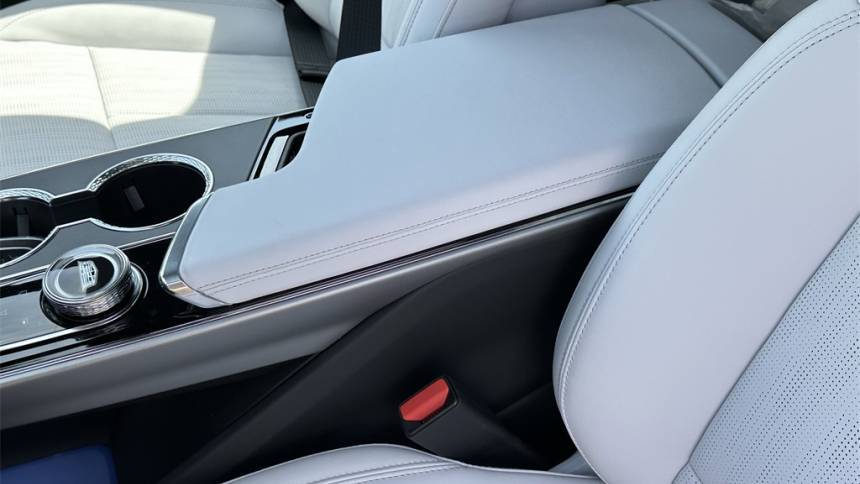 2025 Cadillac Lyriq 1GYKPRRK8SZ309057