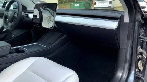 2021 Tesla Model 3 5YJ3E1EB8MF858502
