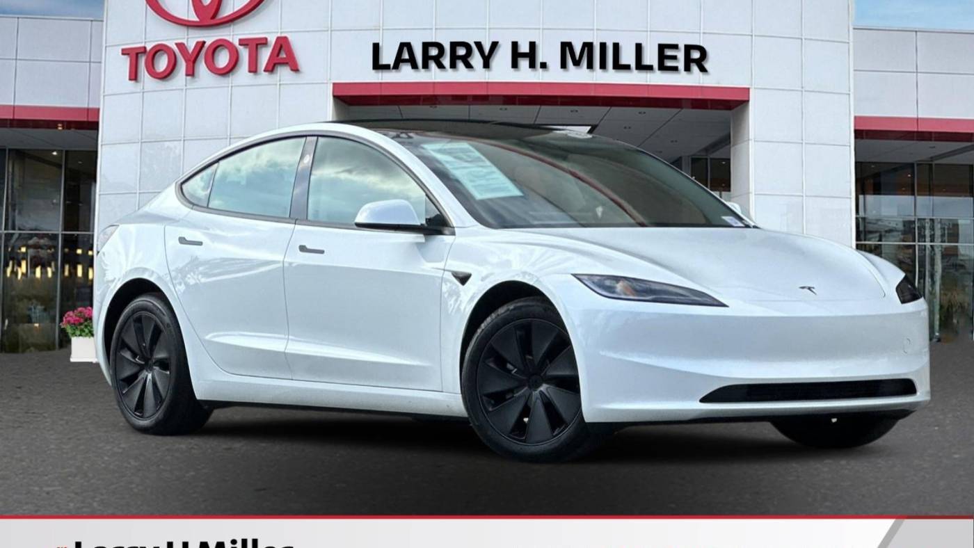 2025 Tesla Model 3 5YJ3E1EA8SF904866