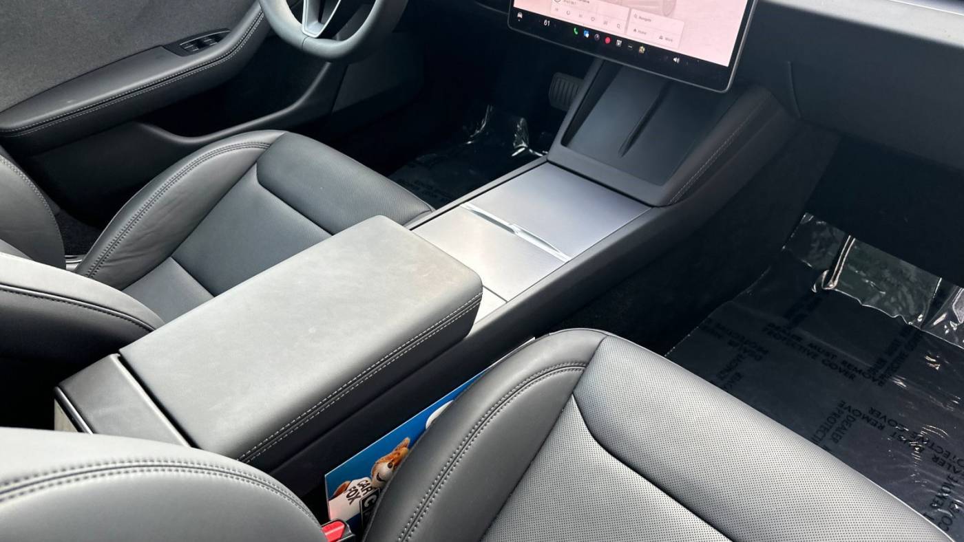 2025 Tesla Model 3 5YJ3E1EA8SF904866