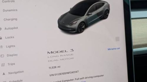 2022 Tesla Model 3 5YJ3E1EB1NF240147