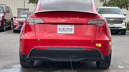2021 Tesla Model Y 5YJYGDEE8MF088409