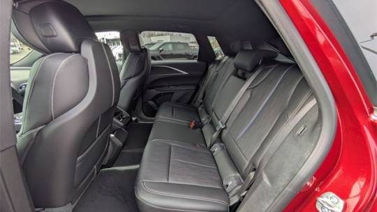 2025 Cadillac Lyriq 1GYKPNRL5SZ310040