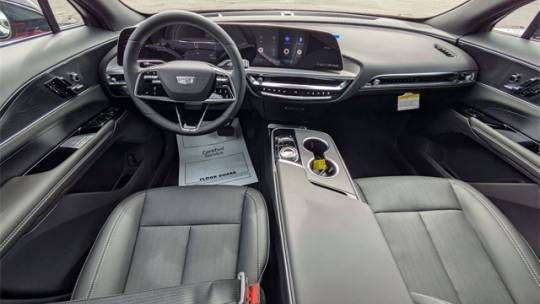 2025 Cadillac Lyriq 1GYKPNRL5SZ310040