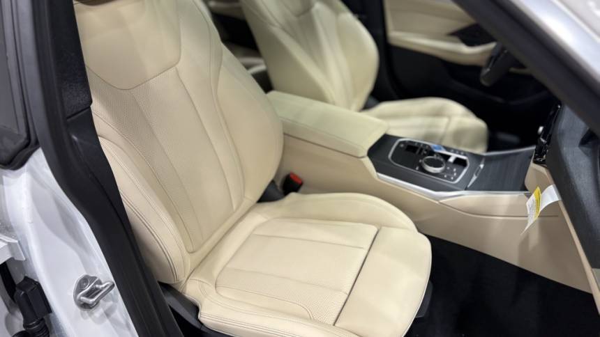 2025 BMW i4 WBY43HD01SFU71056