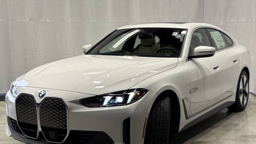 2025 BMW i4 WBY43HD01SFU71056