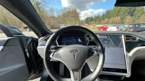 2016 Tesla Model S 5YJSA1E48GF143619