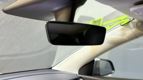 2021 Tesla Model Y 5YJYGDEE7MF084318