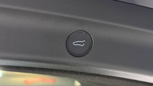 2021 Tesla Model Y 5YJYGDEE7MF084318