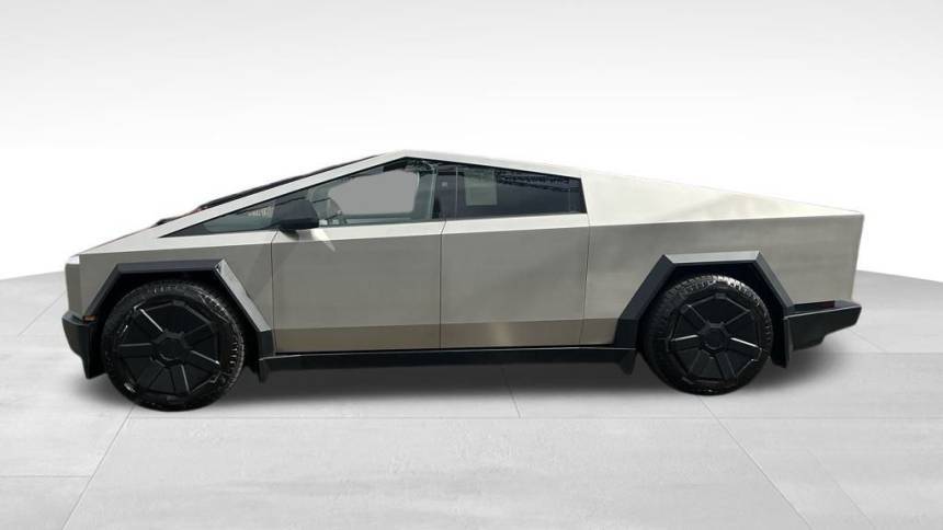 2024 Tesla Cybertruck 7G2CEHEE5RA042657