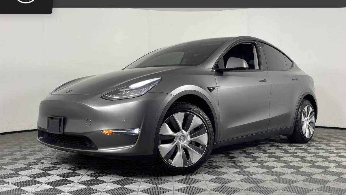 2021 Tesla Model Y 5YJYGDEE4MF145592