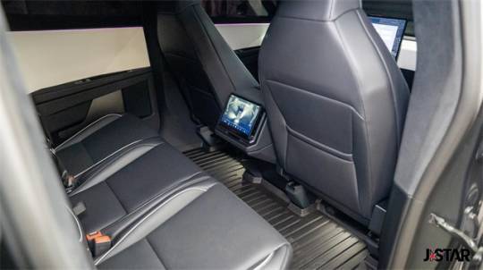 2024 Tesla Cybertruck - Images - 18