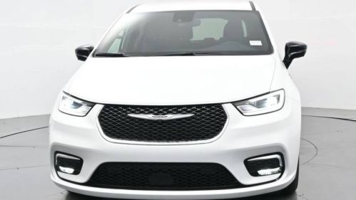 2025 Chrysler Pacifica 2C4RC1S70SR528158