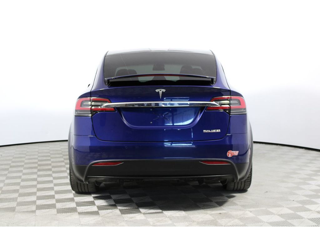 2019 Tesla Model X 5YJXCAE22KF162321