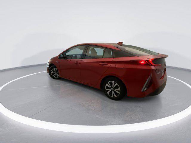 2017 Toyota Prius Prime - Images - 2