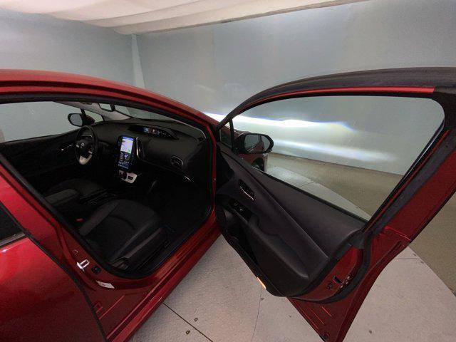 2017 Toyota Prius Prime - Images - 24