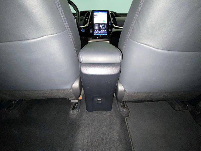 2017 Toyota Prius Prime - Images - 28