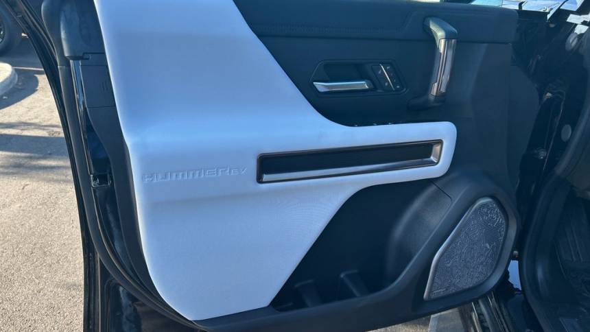 2025 GMC HUMMER EV SUV 1GKT0NDE1SU115108