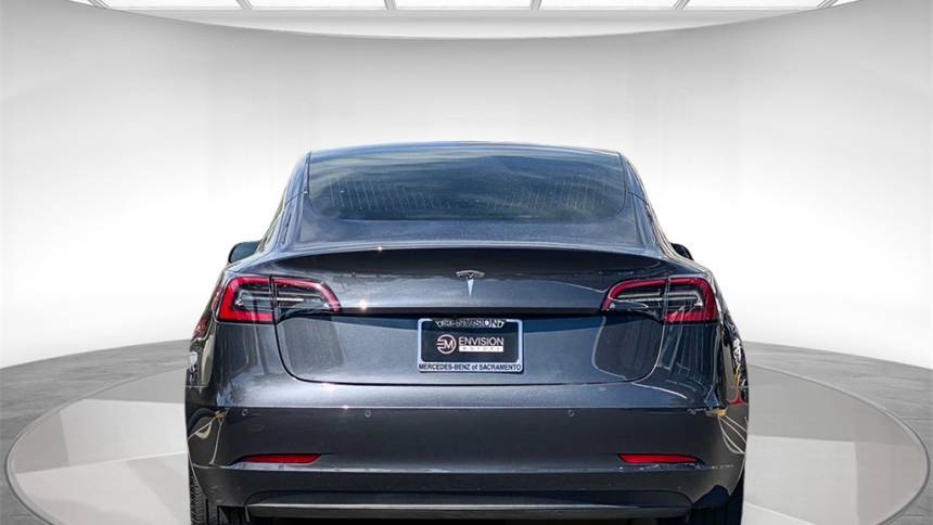 2018 Tesla Model 3 5YJ3E1EAXJF047898
