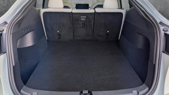 2021 Tesla Model Y 5YJYGDEE5MF195269