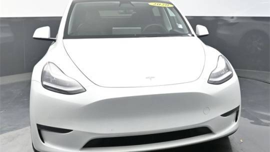 2020 Tesla Model Y 5YJYGDEE7LF017099