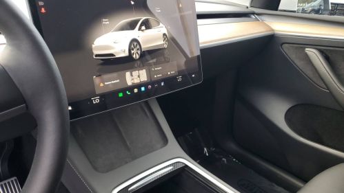 2023 Tesla Model Y 7SAYGDEE6PA051735