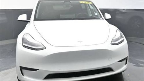 2020 Tesla Model Y 5YJYGDEE7LF017099