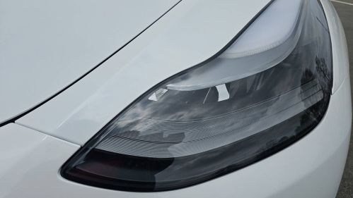 2024 Tesla Model Y 7SAYGDEE1RA263929