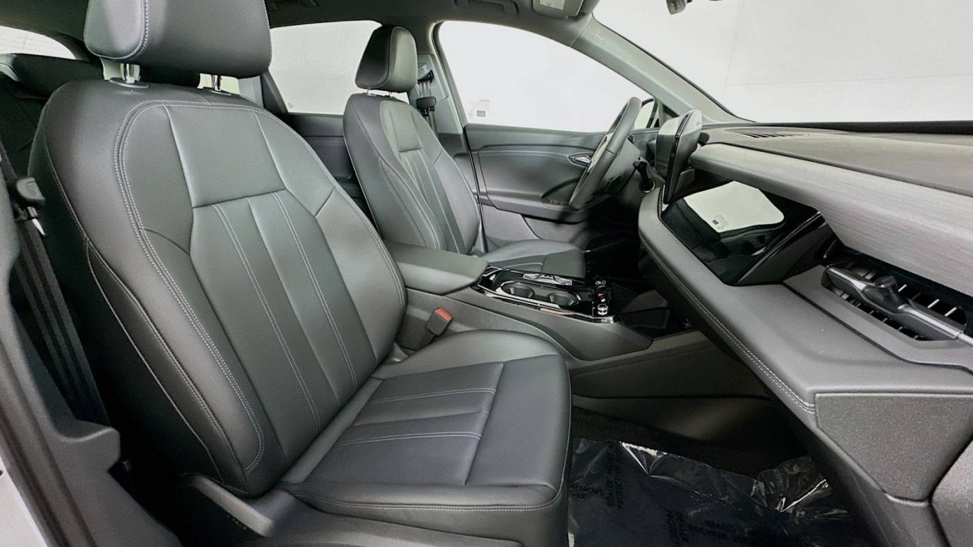 2025 Audi Q6 e-tron WA112BGF0SA027212