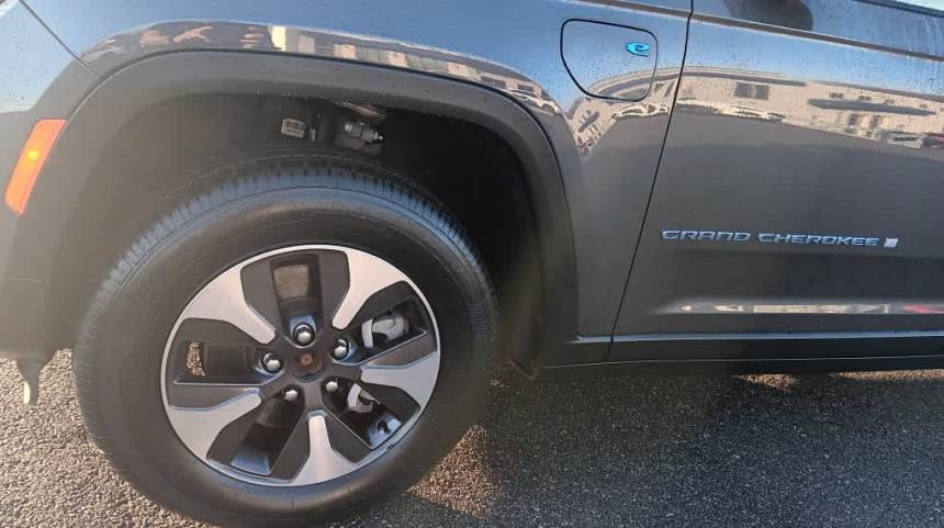 2023 Jeep Grand Cherokee 1C4RJYB66PC648987