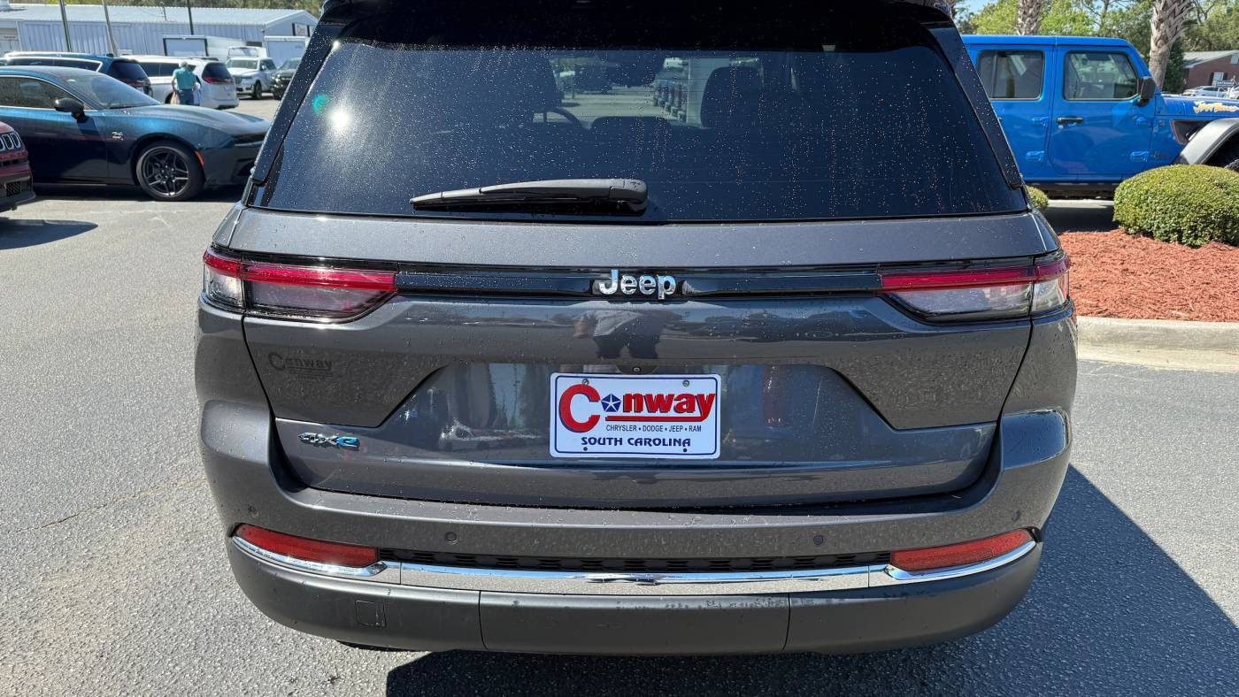 2022 Jeep Grand Cherokee 1C4RJYB66N8757577