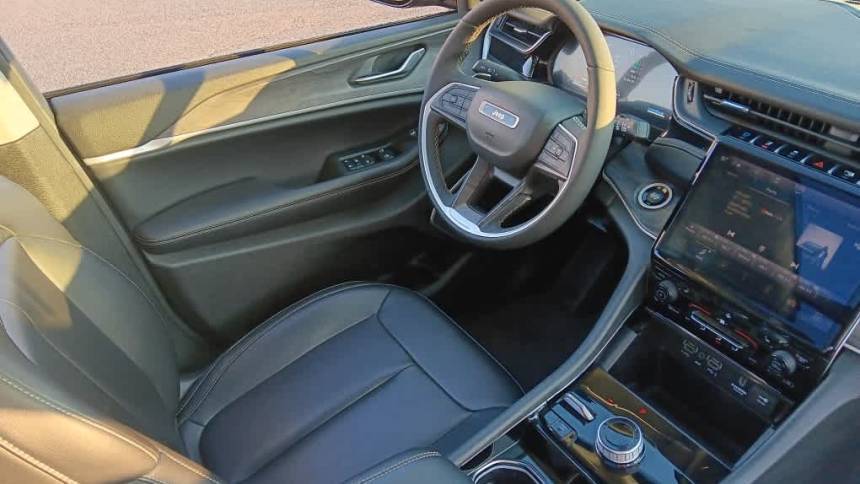 2023 Jeep Grand Cherokee 1C4RJYB66PC648987