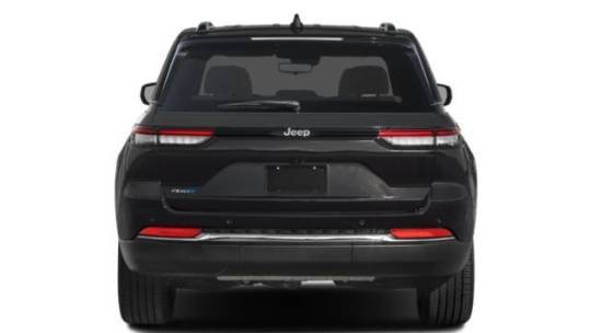 2025 Jeep Grand Cherokee 1C4RJYB69S8690601