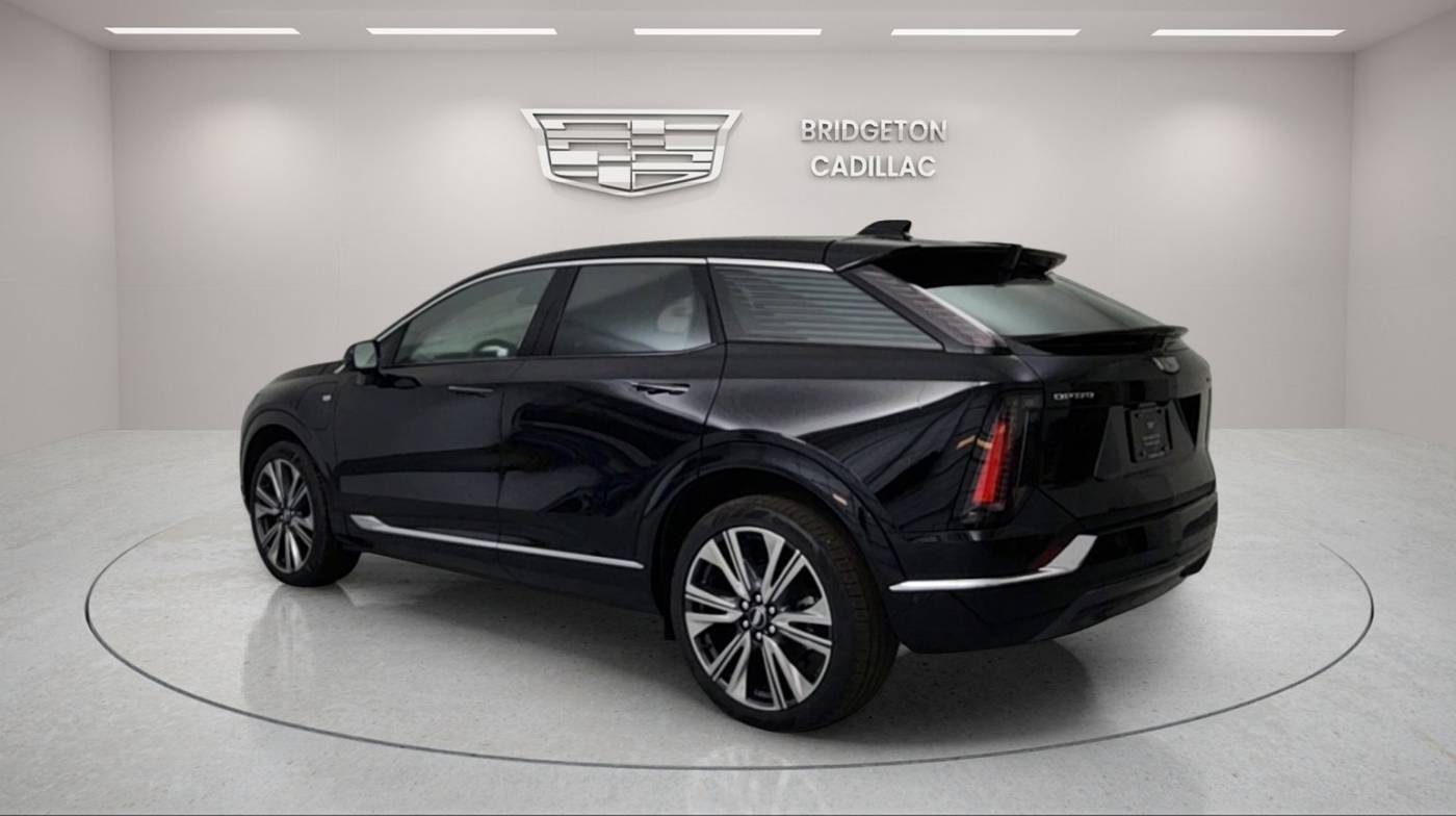 2025 Cadillac OPTIQ 3GYK3DMR5SS161126