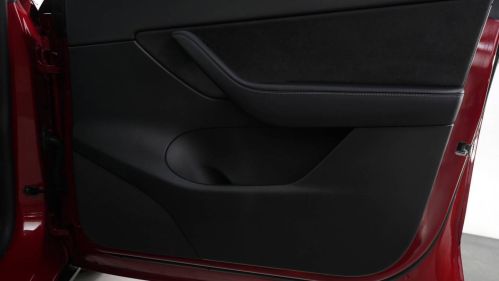2022 Tesla Model Y 7SAYGDEF0NF414040