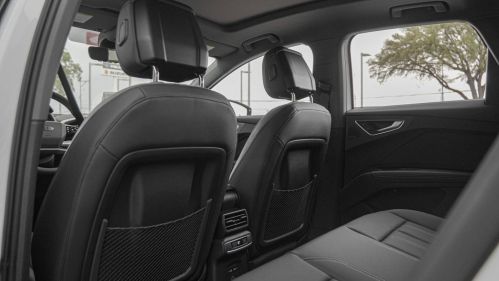 2025 Audi Q4 e-tron WA1LUBFZ6SP038596