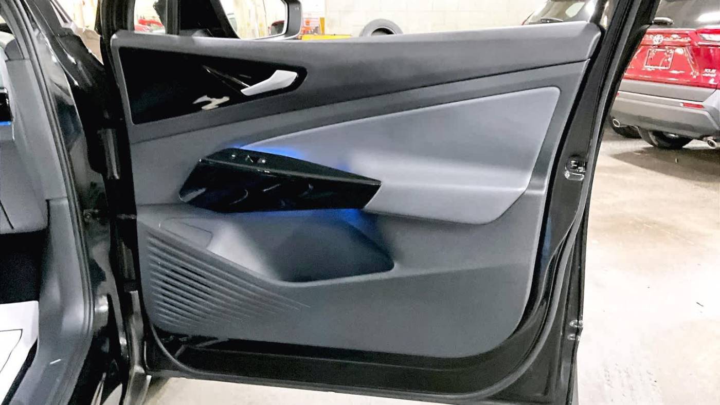 2022 Volkswagen ID.4 WVGJNPE21NP065751