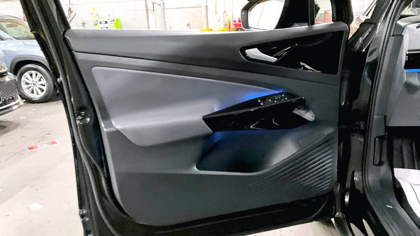 2022 Volkswagen ID.4 WVGJNPE21NP065751